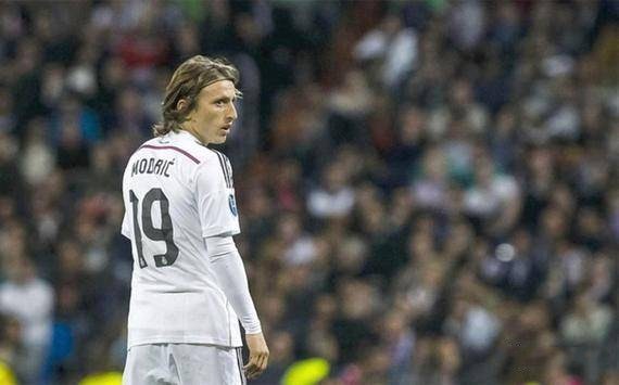 2025成都乒联混团世界杯，中国8-0胜韩，日8-3胜德，张本智和状态不佳，恐难晋级决赛。