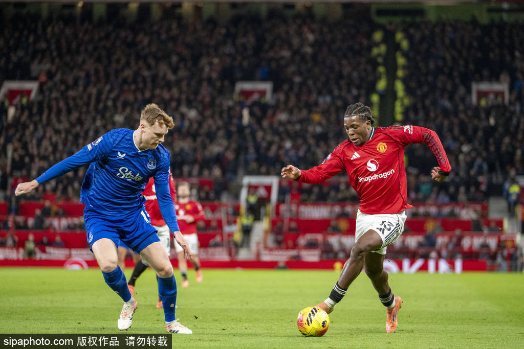 交锋5次3负仅入1球，贝尔：遇到过的最难缠的后卫是理查兹