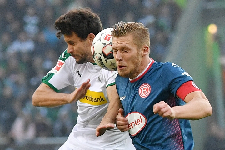 4战全胜，黄潜主帅马塞利诺当选西甲11月最佳教练（四连胜加冕！黄潜主帅马塞利诺荣膺西甲11月最佳教练）