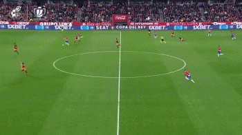 斯卢茨基：我们丢球后不得不加强进攻，这给了对手很多空间